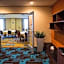Fairfield Inn & Suites by Marriott Lincoln Southeast