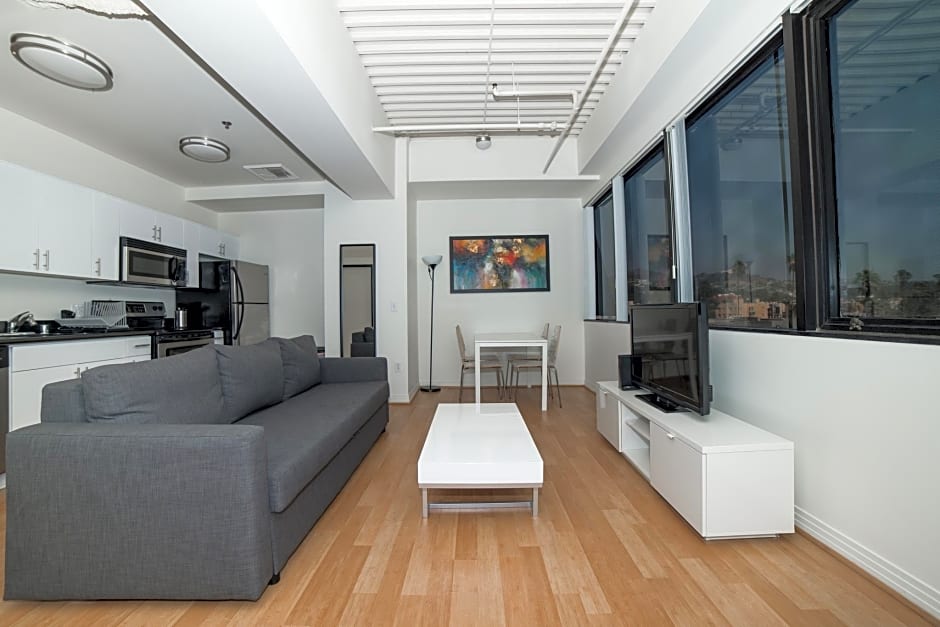Metropolitan Apartel