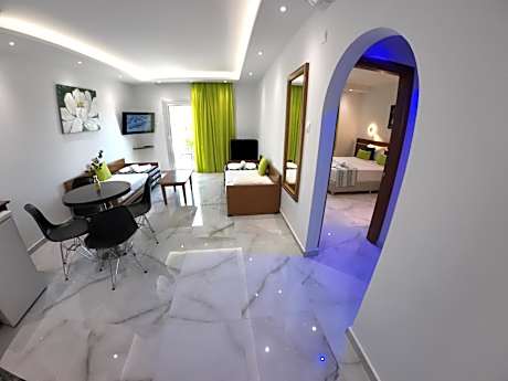 Deluxe Apartment (4 Adults)