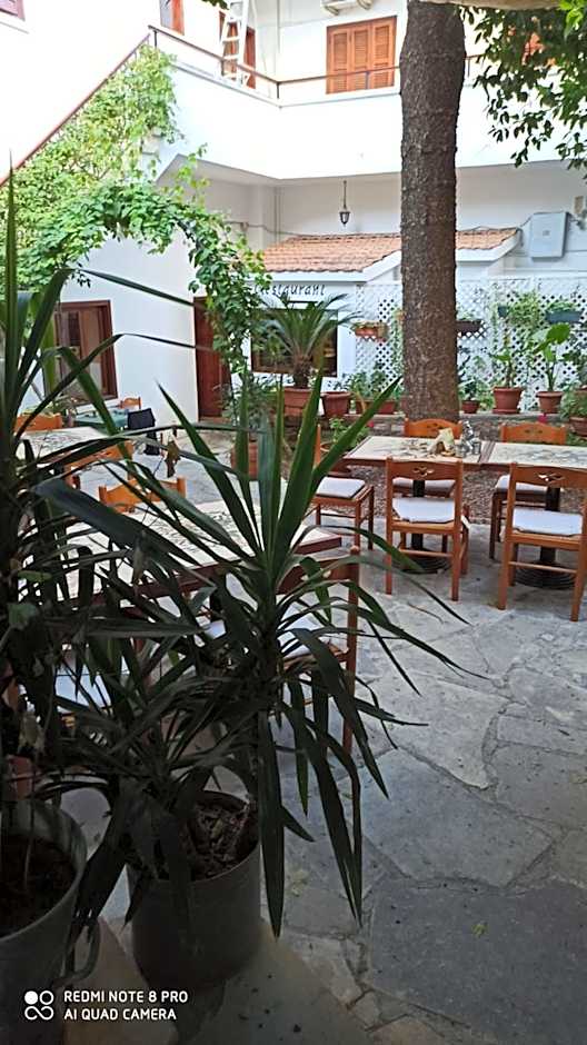 Lefkara Hotel