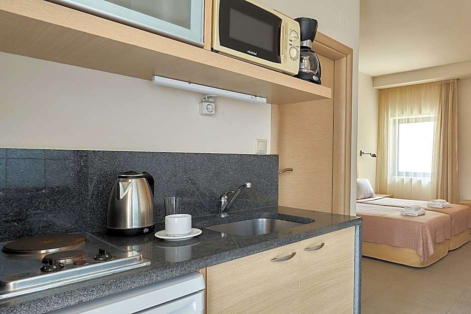 Creteco Hotel & Suites