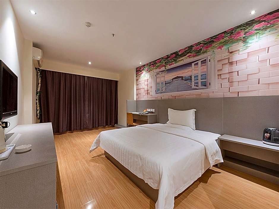 7 Days Inn Foshan Temple Baihua Squrare Branch