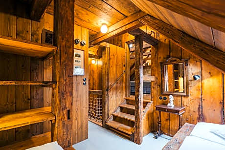 Two-Bedroom Apartment with Terrace