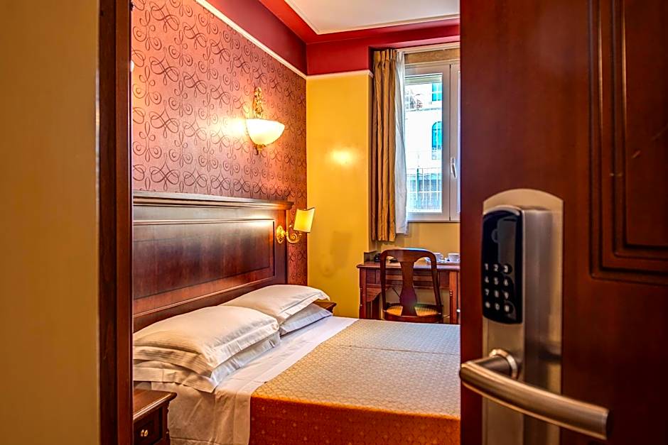Aurelius Art Gallery Hotel