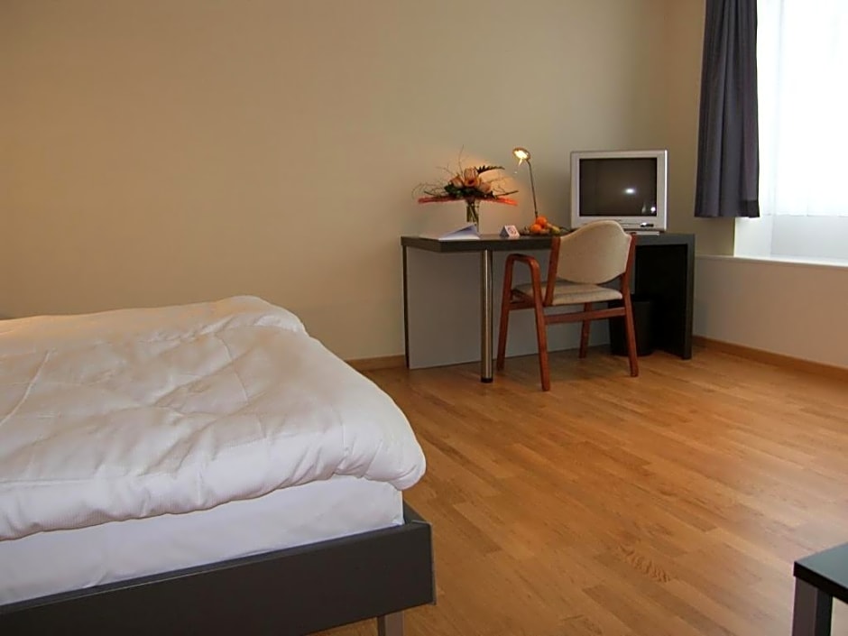 HOTEL RABEN