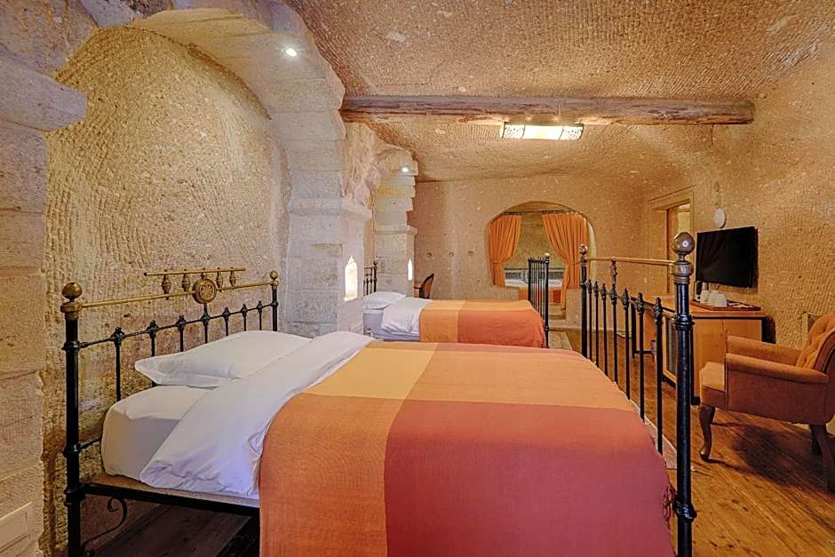 Taru Cave Suites