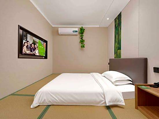 Greentree Inn Yangzhou Shouxihu South Gate Hotel