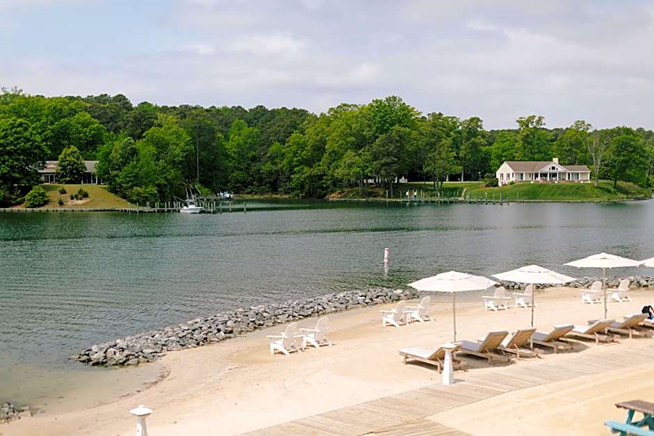 The Tides Inn