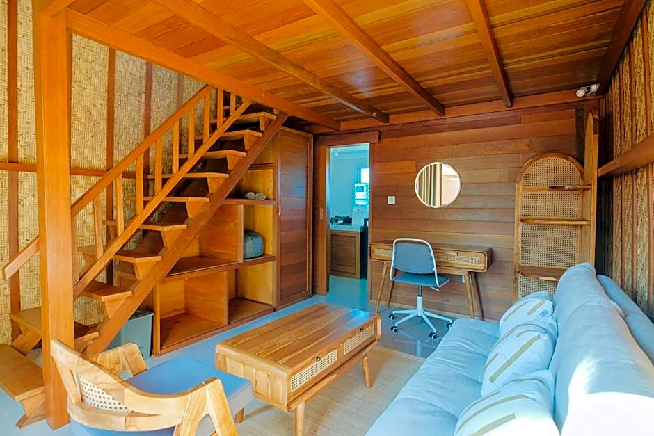 Murna Villa 3, A modern Balinese wooden house 360 GWK view