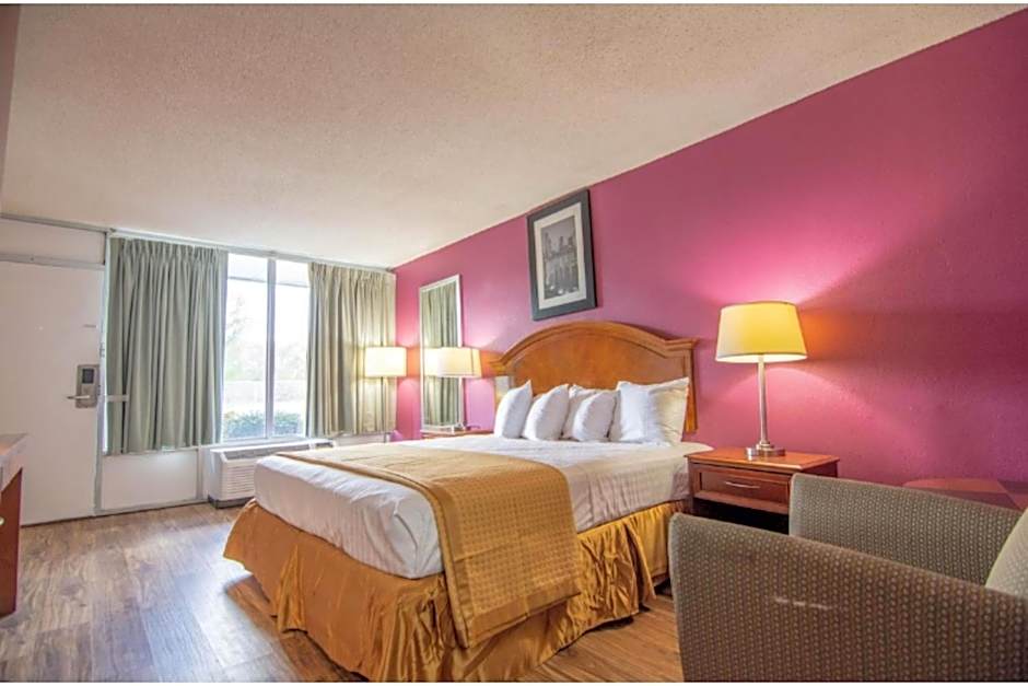 Reidsville Inn & Suites By OYO Hwy 29