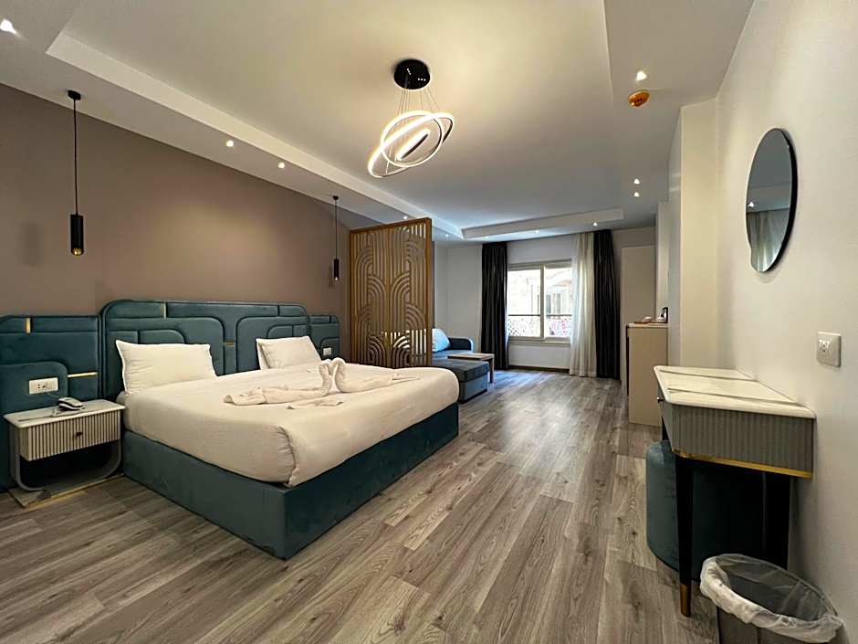 Onyx Pyramids Boutique Hotel