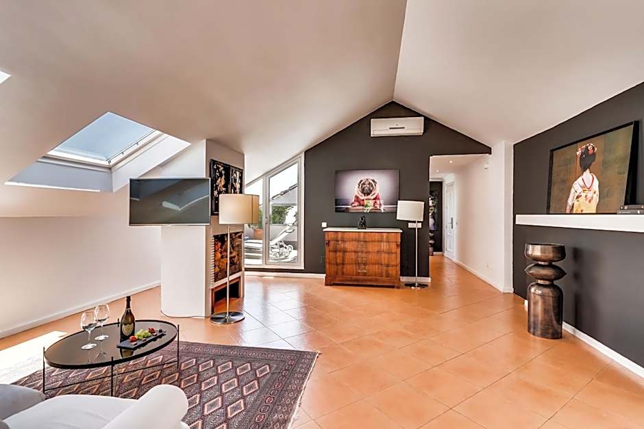 Molo Luxury Suites Puerto Banus