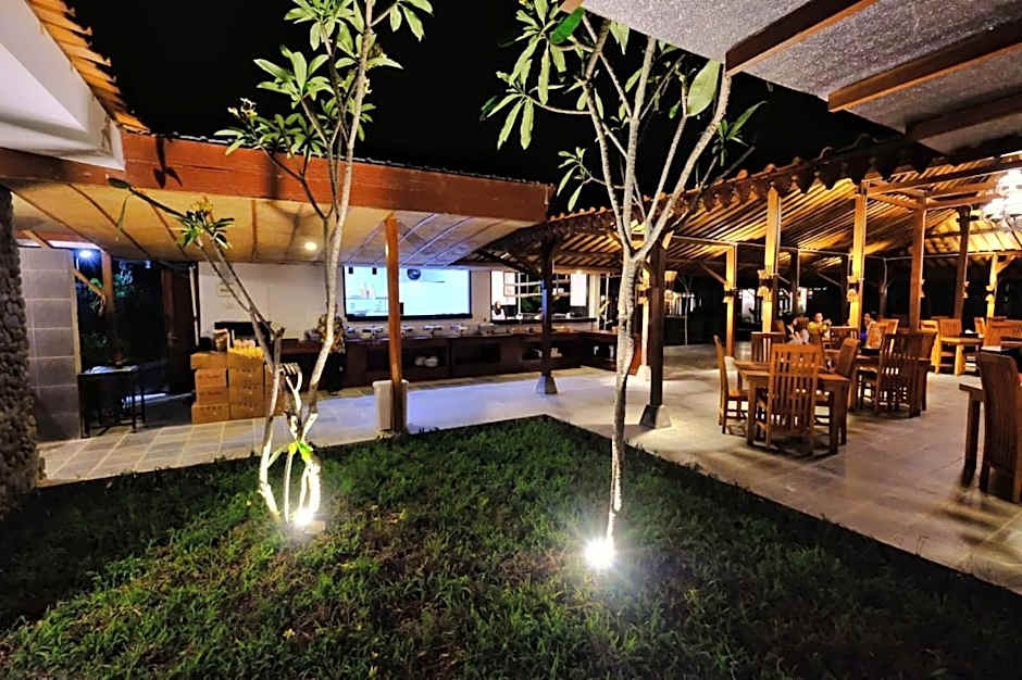 The Nalaya Hotel & Resto