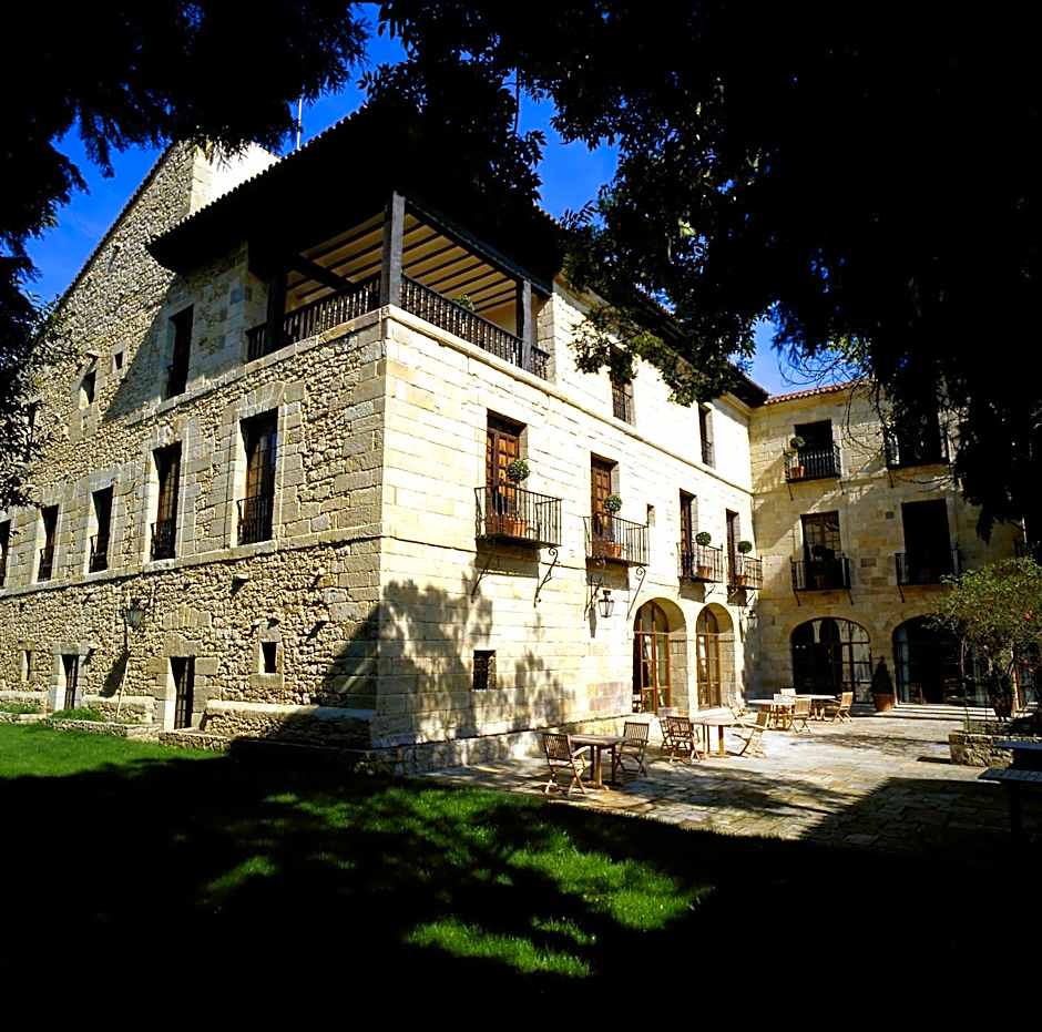 Parador de Santillana Gil Blas