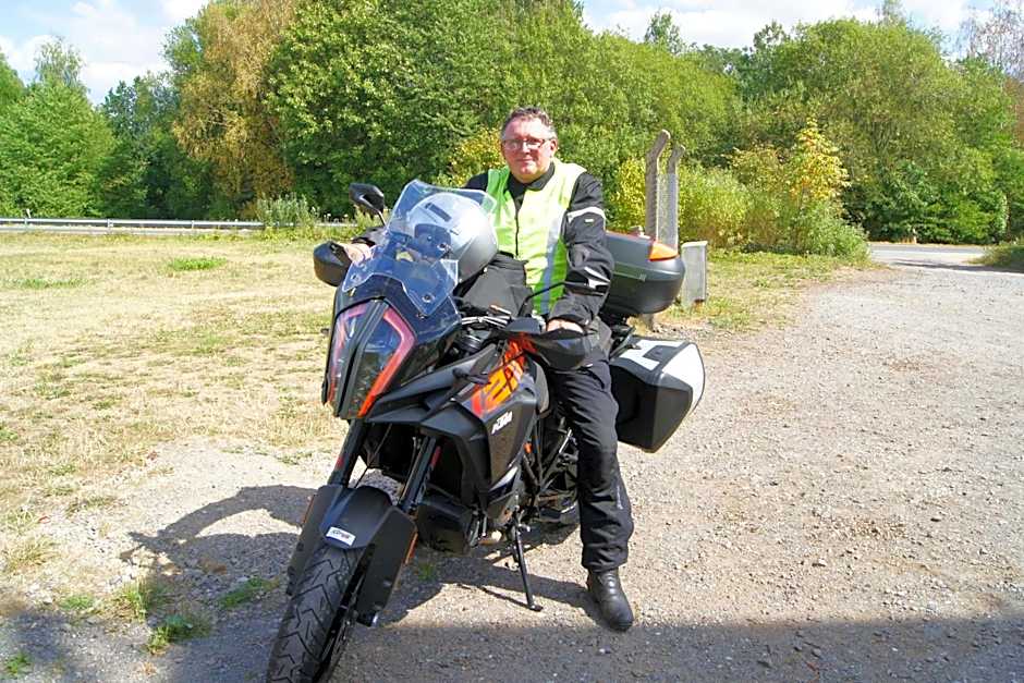 Hotel "Drei Rosen" OHG Regina & Hans - Peter Faßbinder