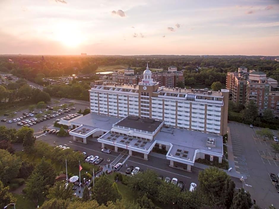 The Garden City Hotel