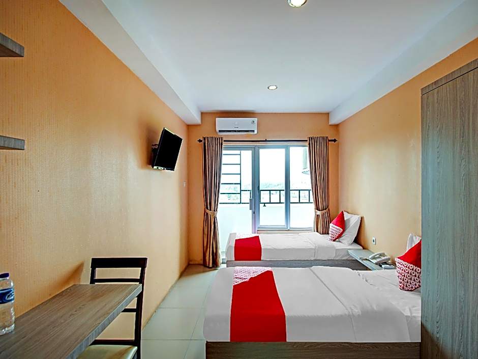 Super OYO 90245 Tridasa