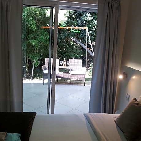 Double Room with Patio