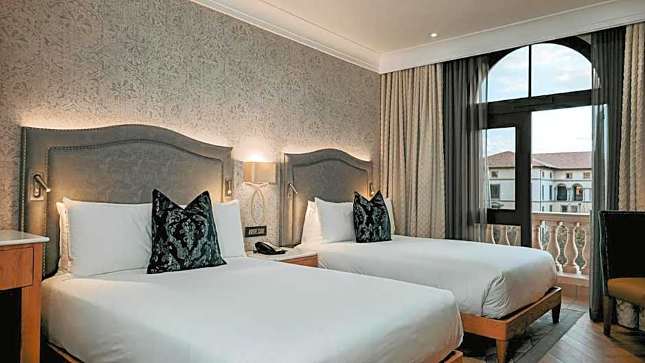Pivot Hotel Montecasino