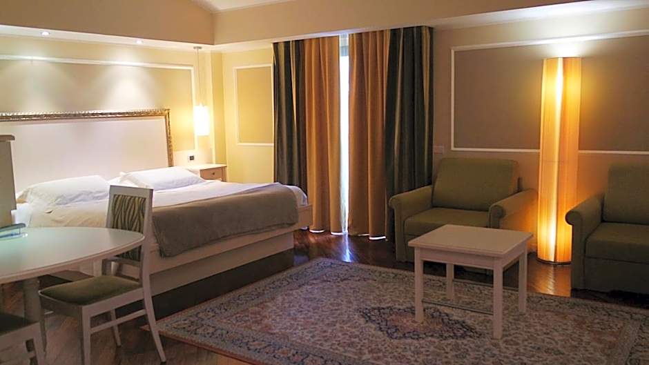 Albergo Della Roccia