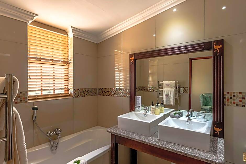 Mooiplaas Guesthouse