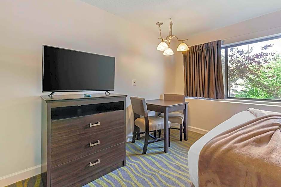 Atlantis Family Waterpark Hotel, Ascend Hotel Collection