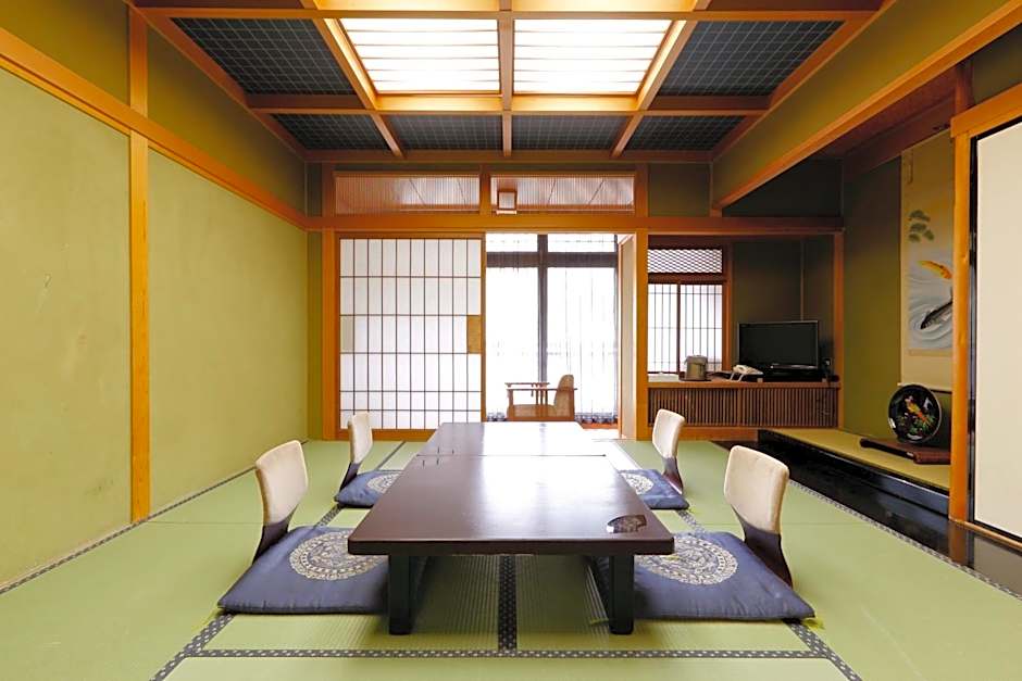 Okada Ryokan Warakutei