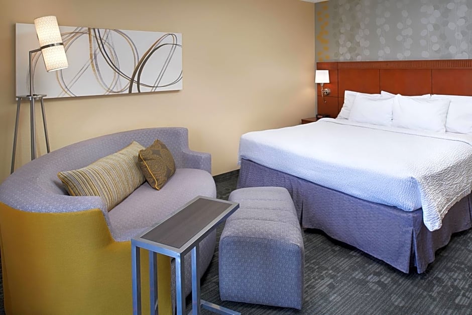 Courtyard by Marriott Rockford