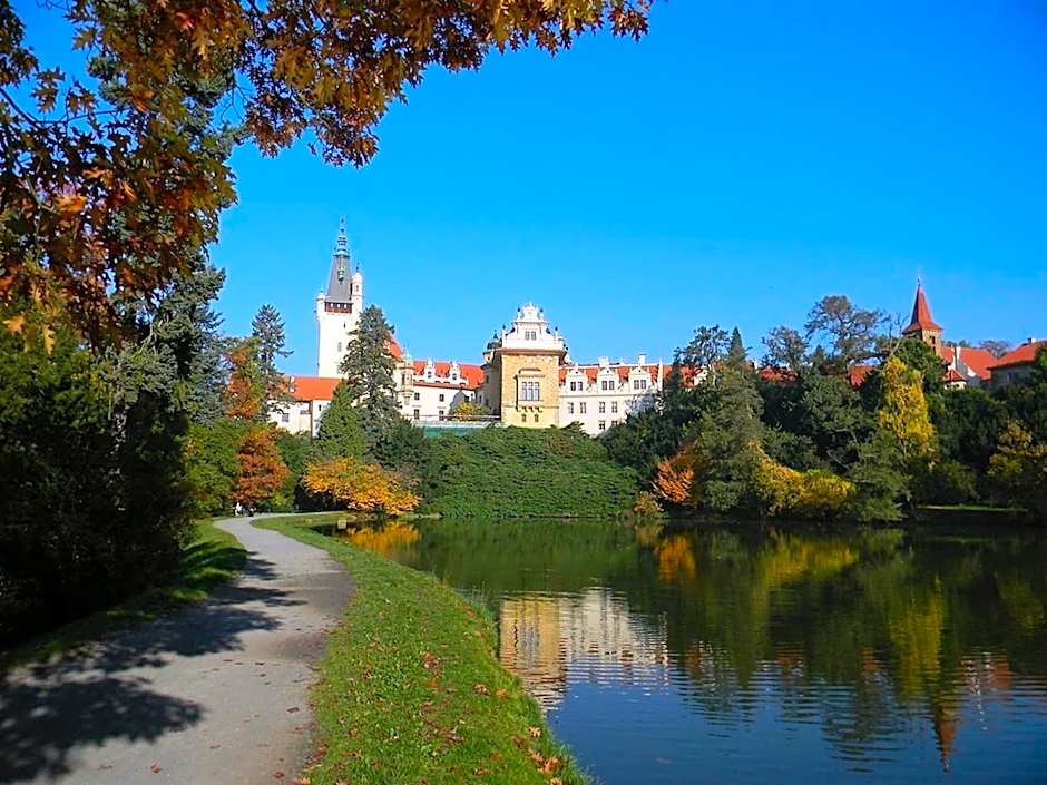 Park Hotel Pruhonice