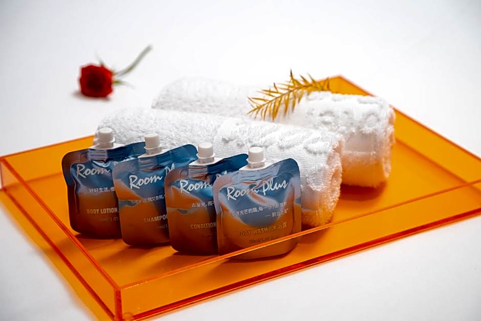 From K Huan Kai Hotel Tiyuxi Metro Station