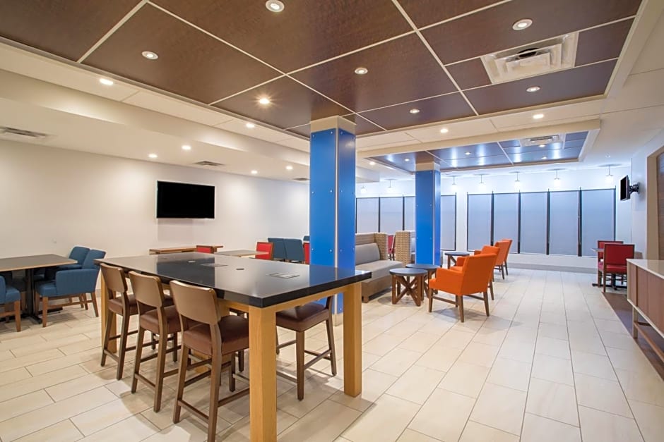 Holiday Inn Express & Suites - Owings Mills-Baltimore Area By IHG