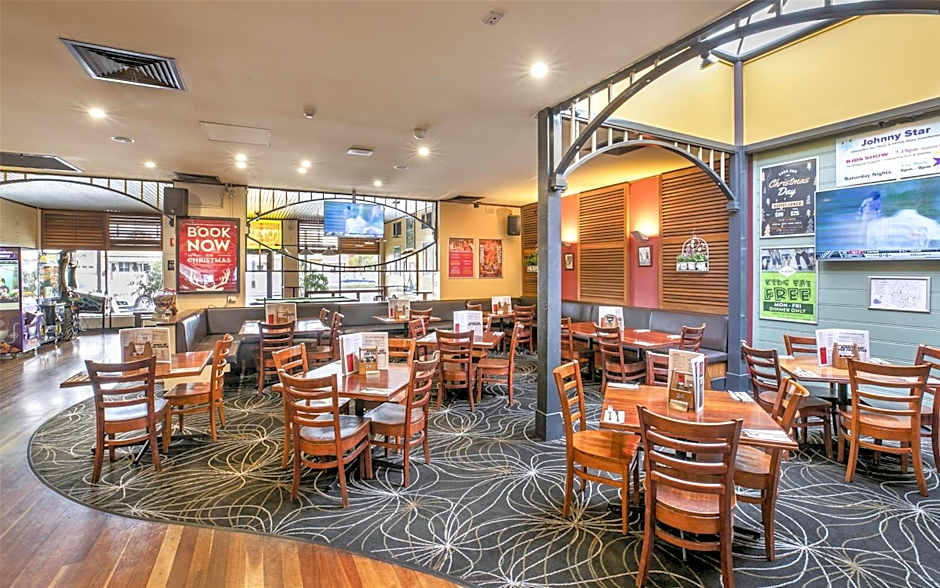 Nightcap at Exeter Hotel