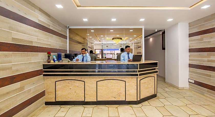 Hotel Rahul Palace