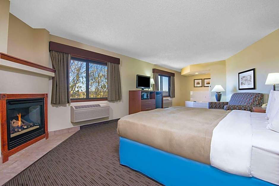 AmericInn by Wyndham Windsor Ft. Collins