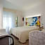 Hotel Savoy