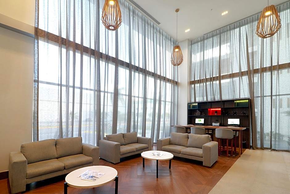 Holiday Inn Hotel And Suites Monterrey Apodaca Zona Airport By IHG