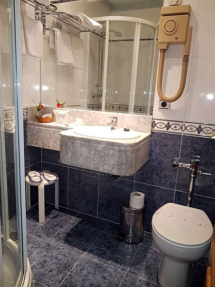 Hotel Residencia Castellano I