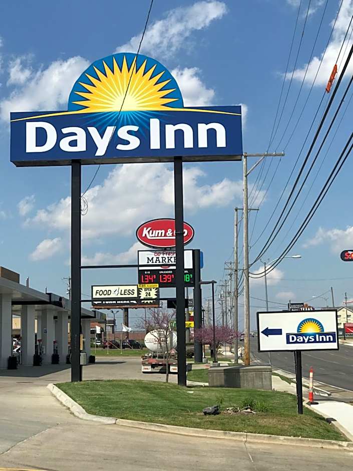 Days Inn by Wyndham Joplin
