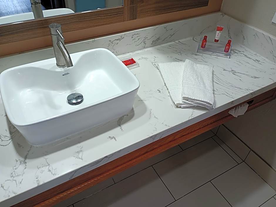 Americas Best Value Inn & Suites Alvin Houston