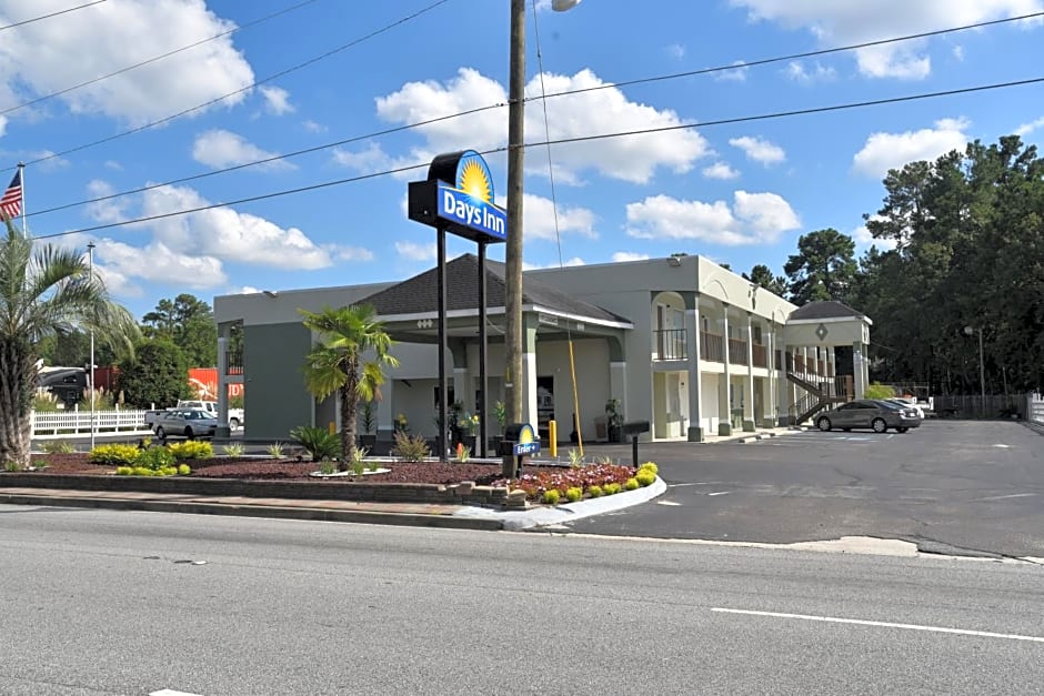 Days Inn by Wyndham Goose Creek