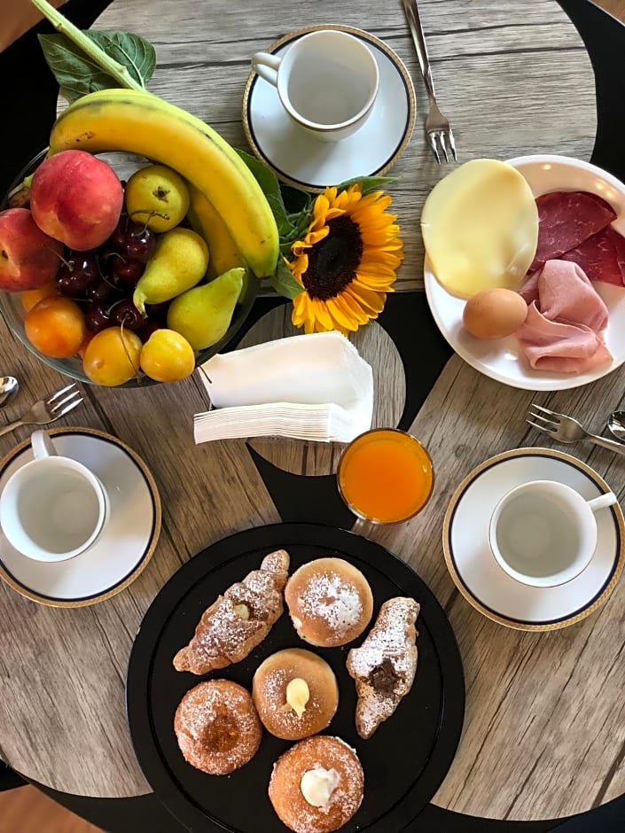 B&B TIFFANY SFERRACAVALLO