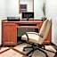 La Quinta Inn & Suites by Wyndham DFW Airport West - Euless