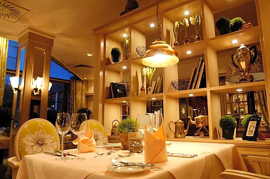 Land & Golf Hotel Stromberg