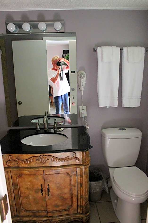 Brydan Suites