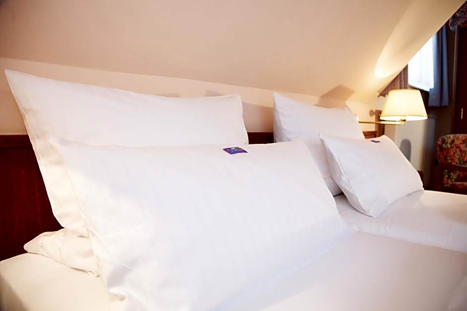 Hotel Lonac