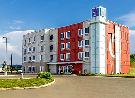 Motel 6-Swift Current, SK