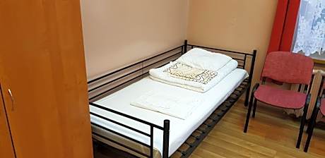 Bunk Bed in 8-Bed Mixed Dormitory Room