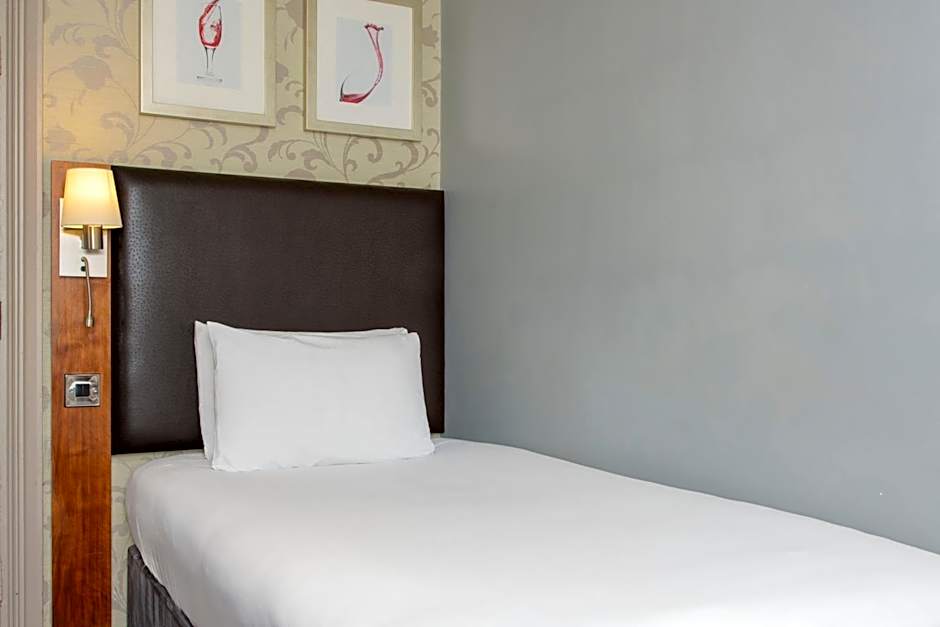 London Croydon Aerodrome Hotel, BW Signature Collection