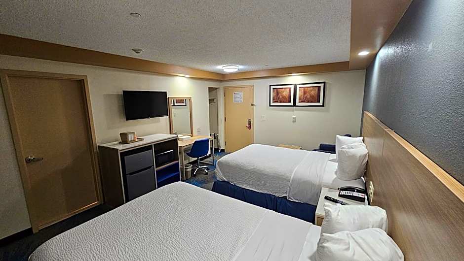 Econo Lodge Woodbridge