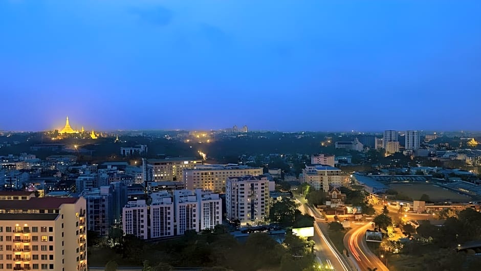 Sule Shangri-La, Yangon Hotel